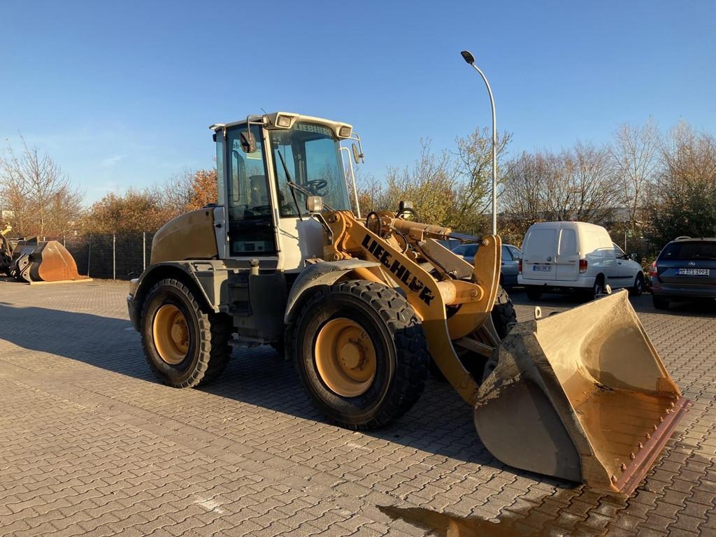 liebherr-l-514,448ba07e-5.jpg