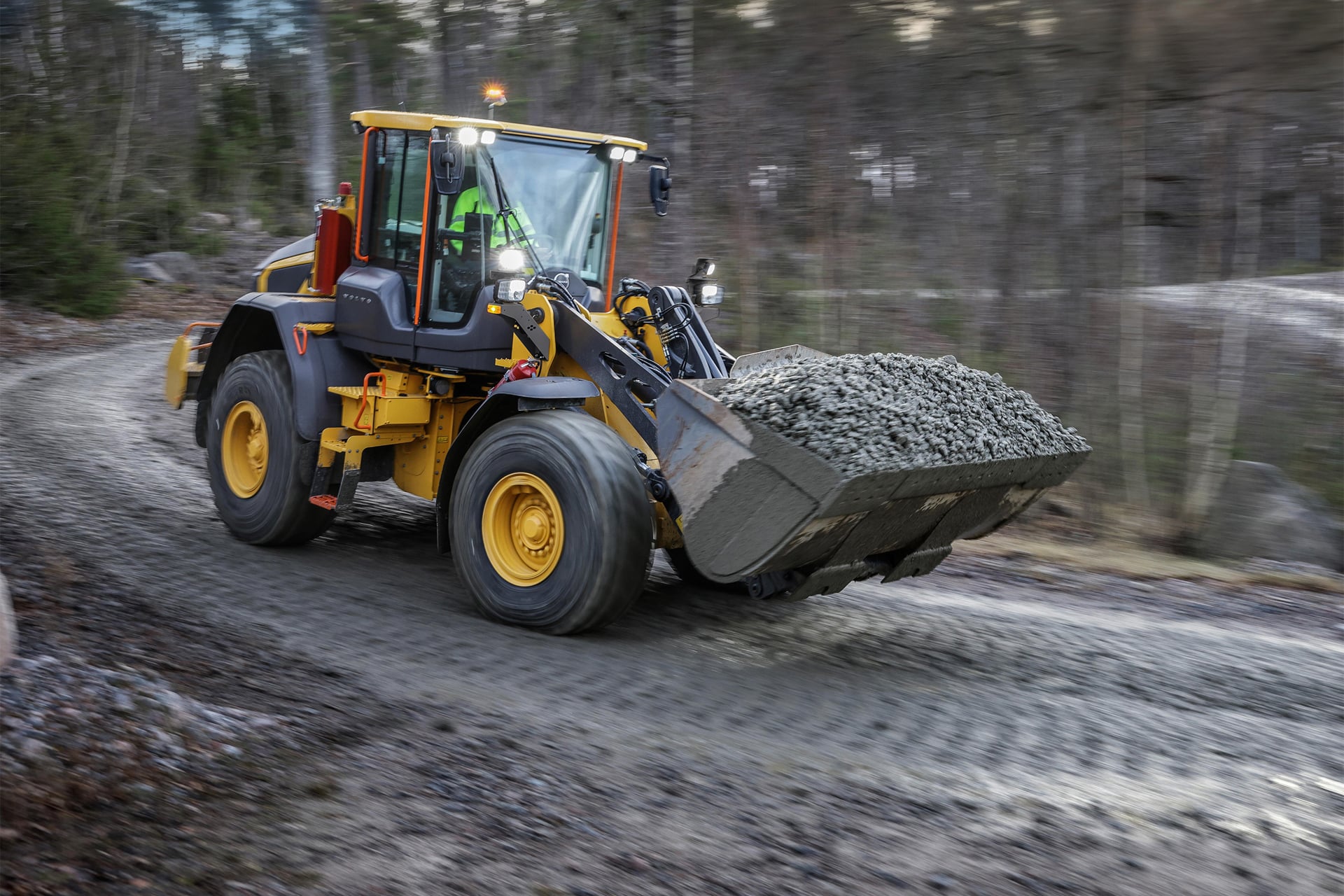 Volvo L90 Electric: "Snabb och grym hydraulik"