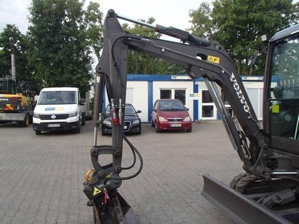 volvo-jecr25d-electric,26616bc3-5.jpg