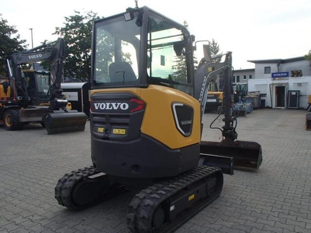 volvo-jecr25d-electric,7545edab-3.jpg