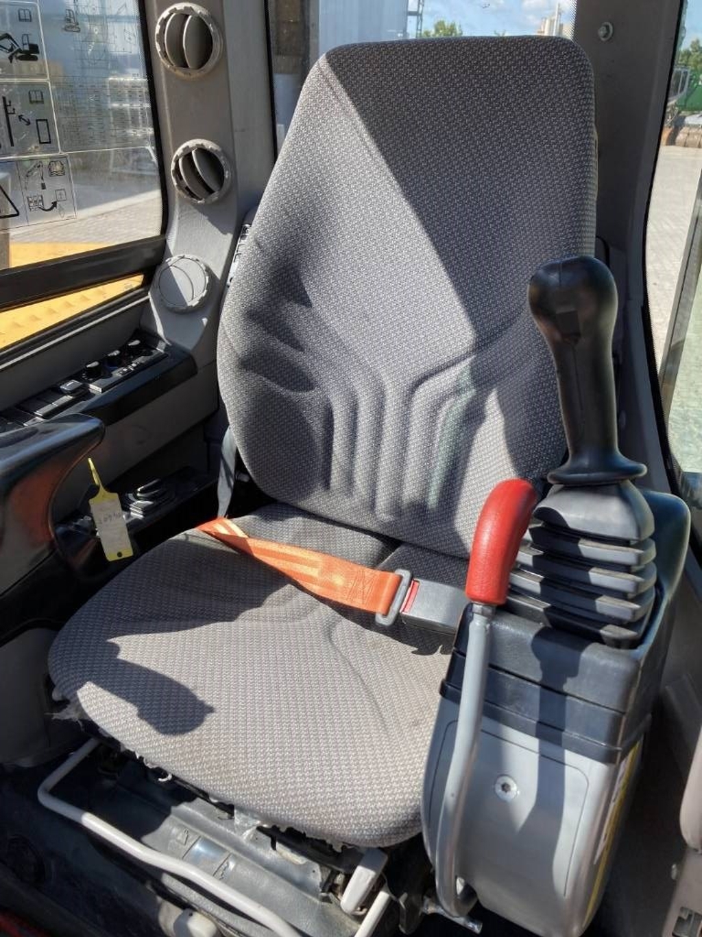 volvo-ecr-88-d,2fd4b300.jpg
