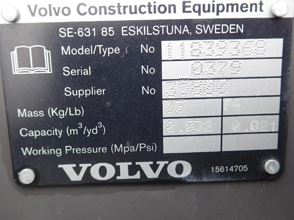 volvo-tiefloffel-m-z-400-mm,4925d6d9-3.jpg