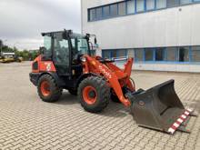 Kubota R 090