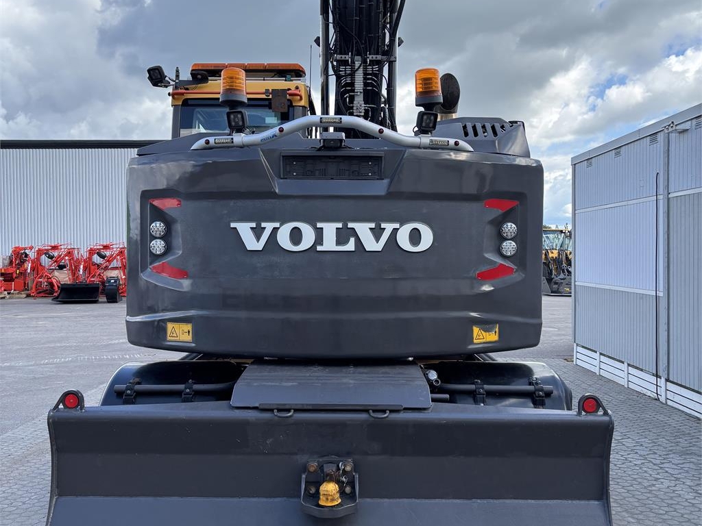volvo-e,ewr150e_320329-ewr150e320329(3).jpg