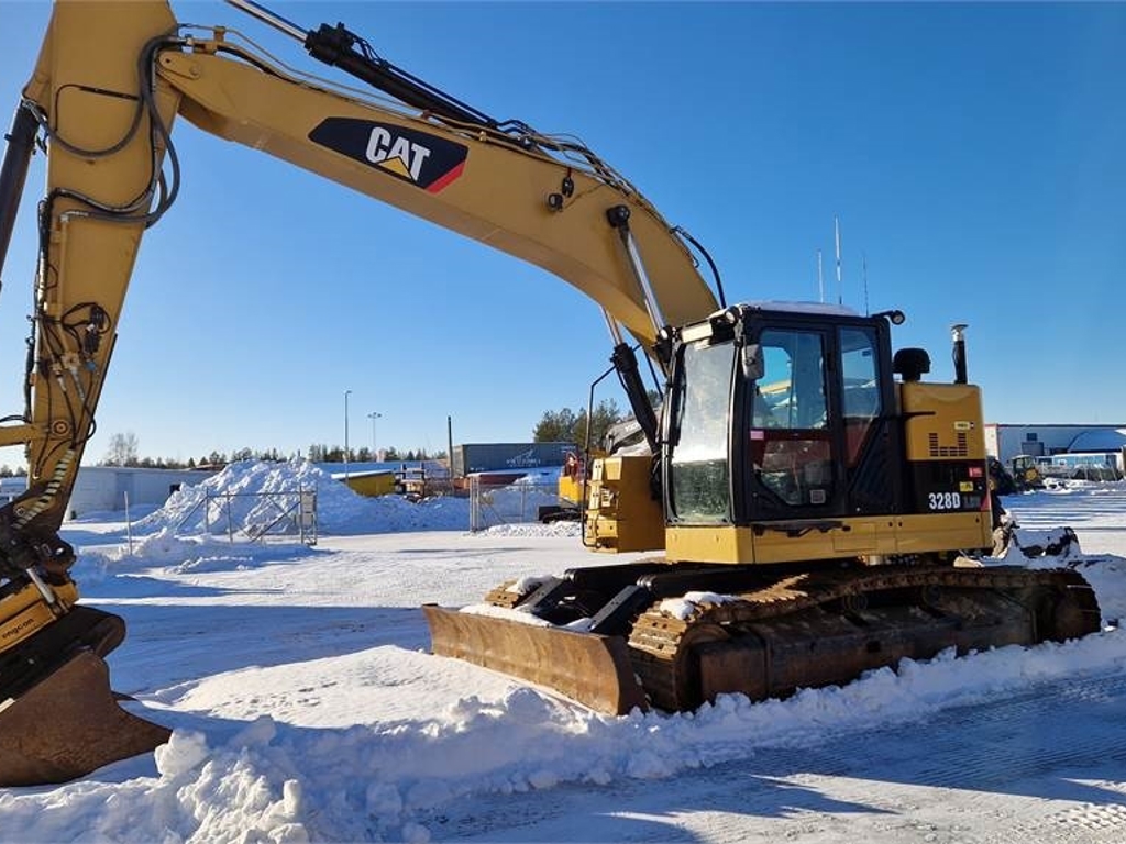 cat-32,328dlcr_swf00286-20250218_111626.jpg