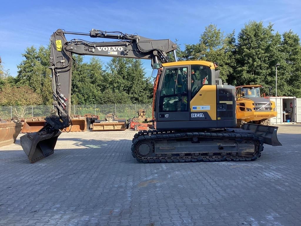 volvo-ecr-145-el,8014910a-1.jpg