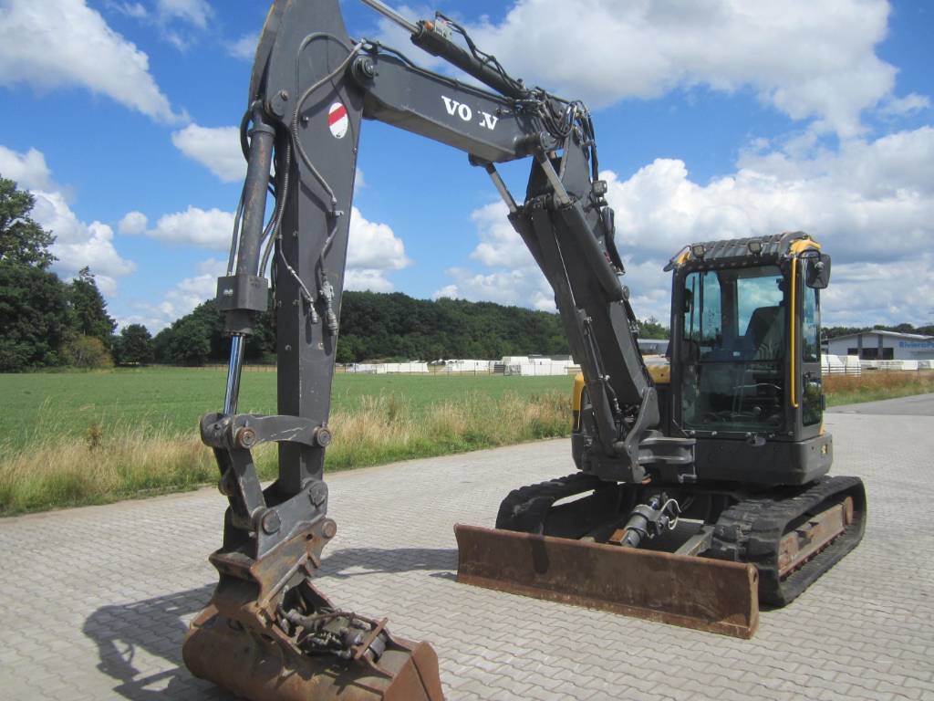 volvo-ecr-88-d-motor-neu,be5b0295.jpg