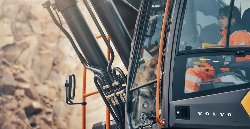 Volvo EC500 Hybrid