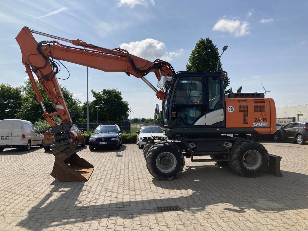 hitachi-zx-170-w-6,8d2c196e.jpg
