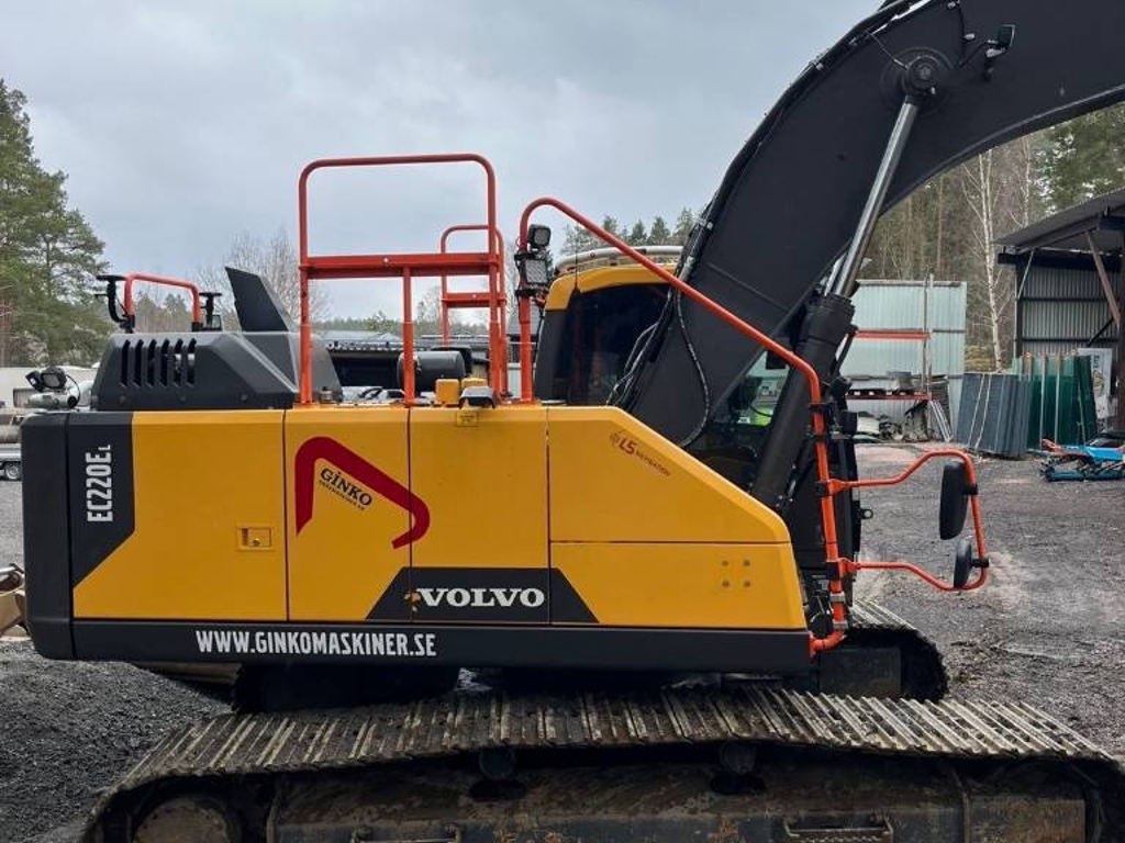 volvo-ec-220-e,5b76b5d5.jpg