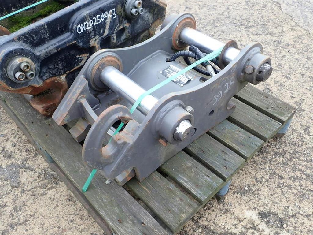 volvo-hydr-schnellwechsler-s,e4b4a69f-1.jpg