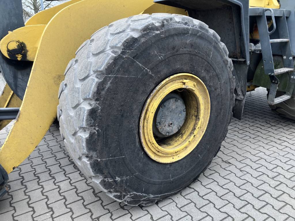 komatsu-wa-420,8df42e34.jpg