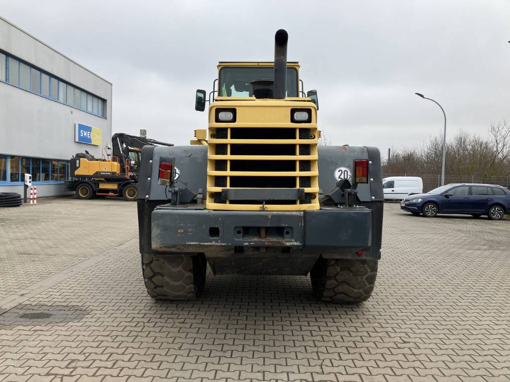 komatsu-wa-420,a4c8e413.jpg