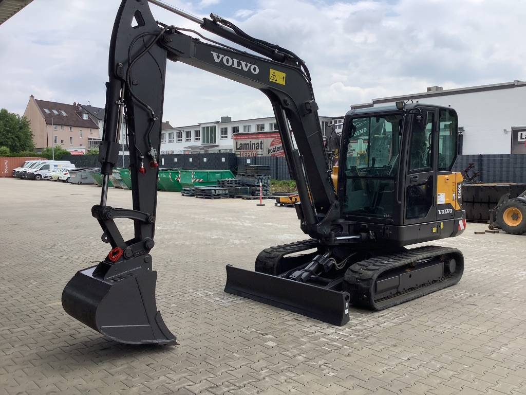 volvo-ec-60-e,71e1f70c.jpg
