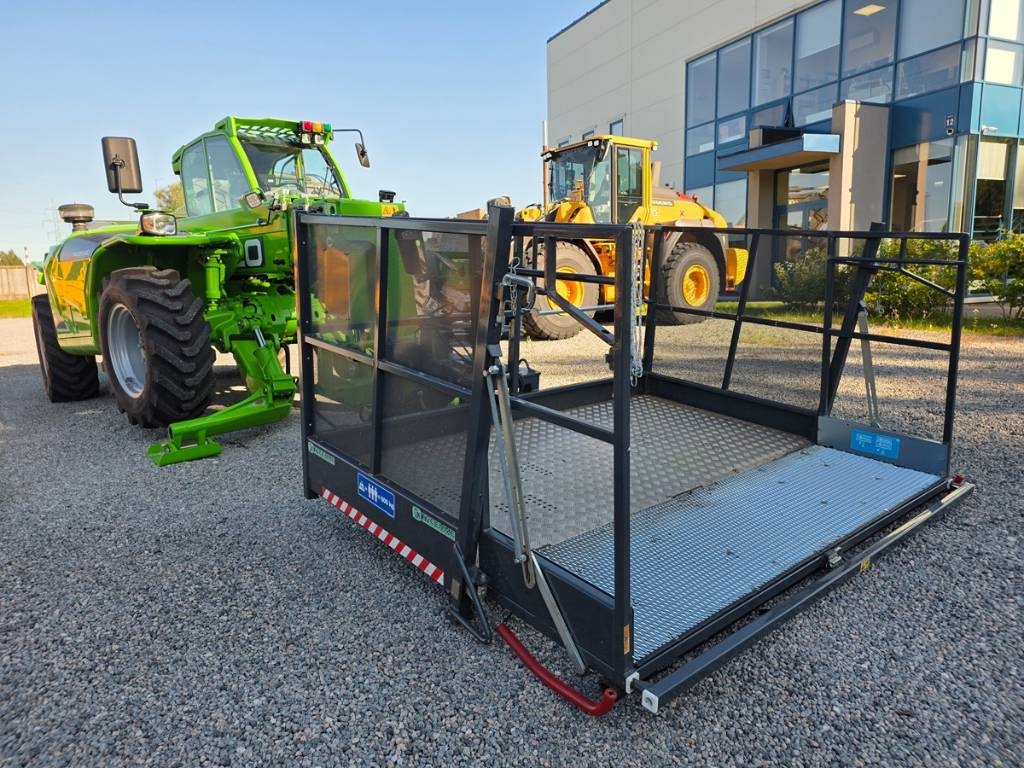 merlo-p-40-17,31a1ce2c.jpg