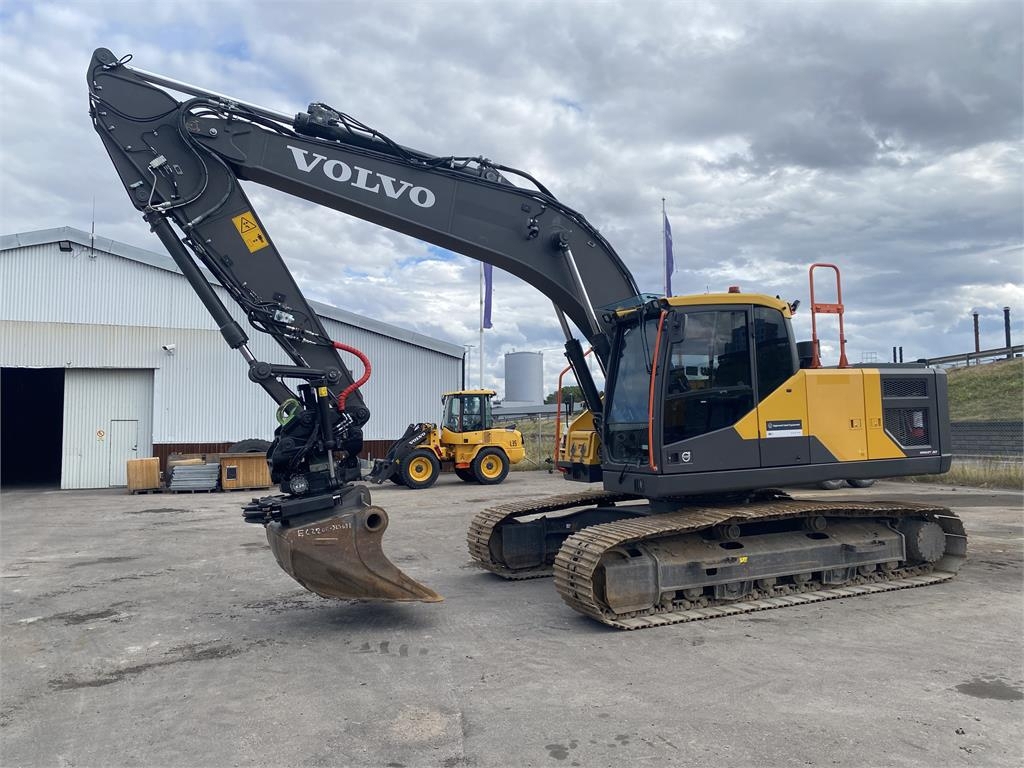 volvo-ec220el,ec220el_323681b-img_1024.jpg
