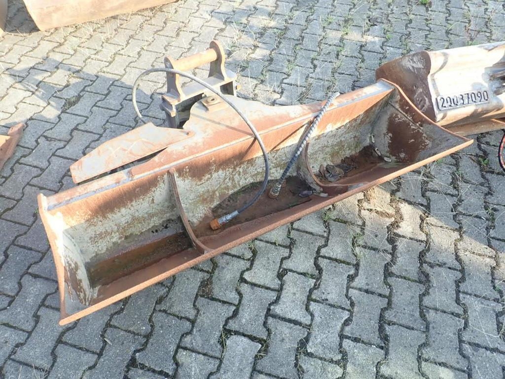 volvo-hydr-grabenraumloffel,2083de88-1.jpg