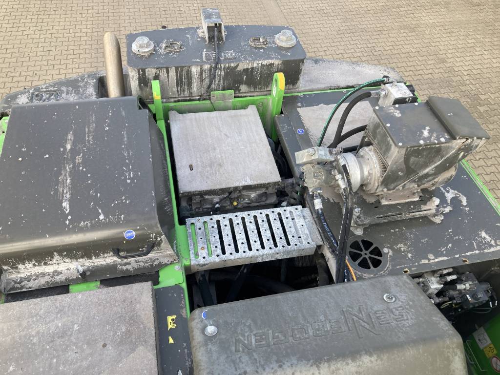 sennebogen-830-m,86240e3d.jpg