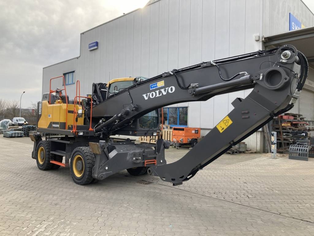 volvo-ew-200-e-mh,a0651220.jpg