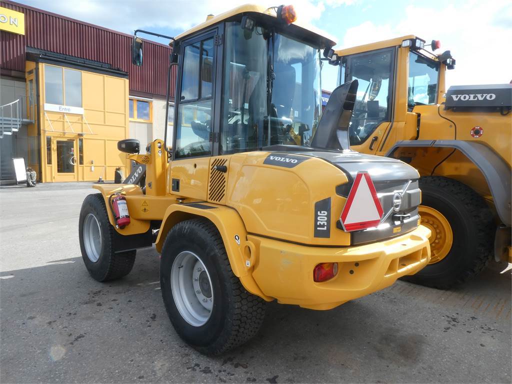volvo-l30gs,l30gs_3226025a-p1170615.jpg