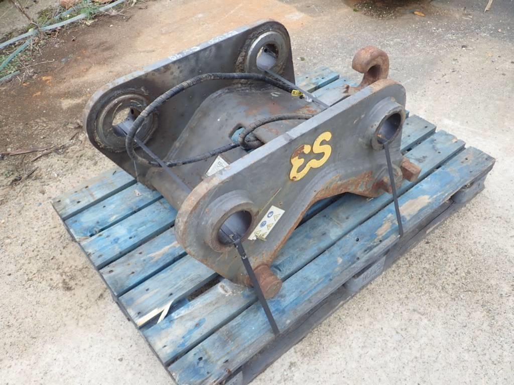 eurosteel-hydr-schnellwechsler,9bde0839.jpg