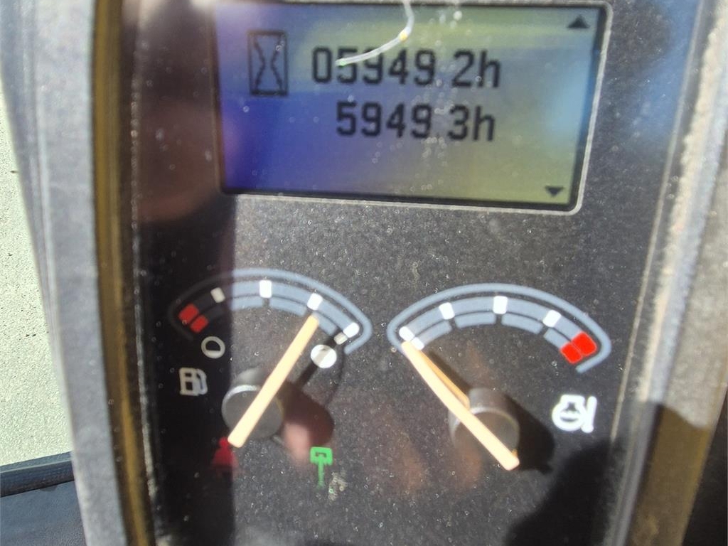 volvo-e,ecr88d_213920a-ecr88d213920(27).jpg
