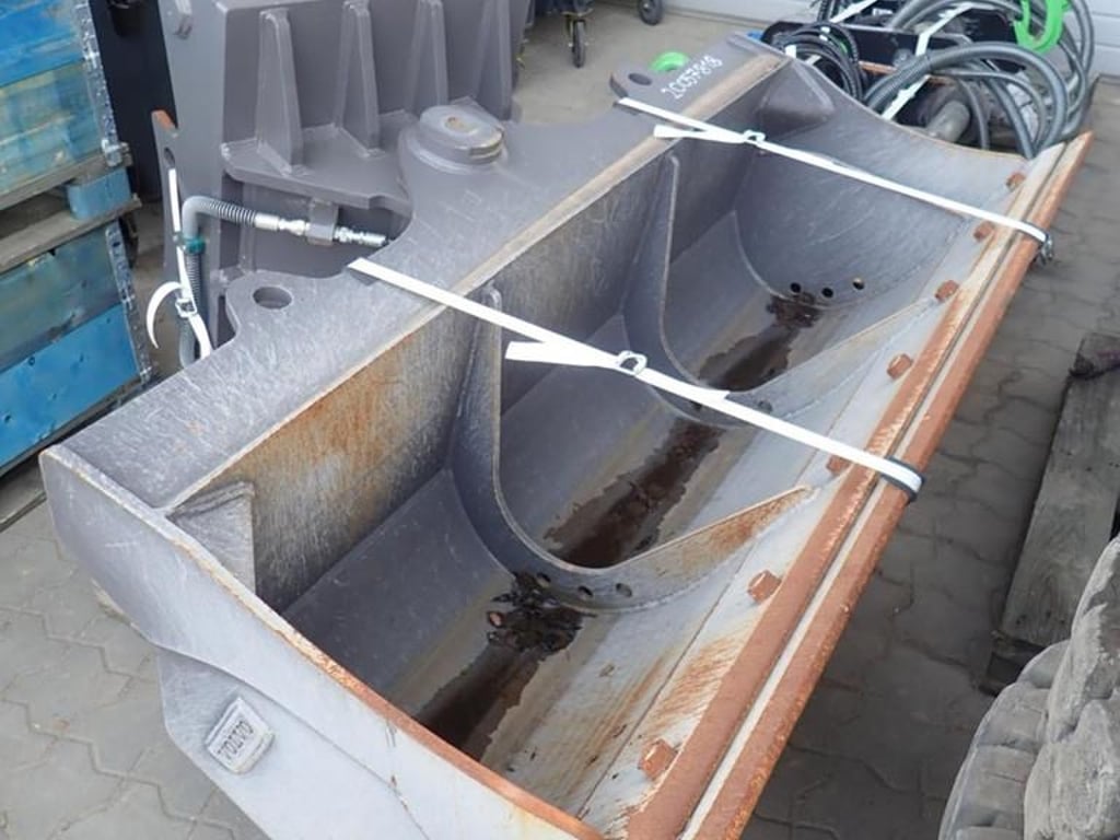 volvo-hydr-grabenraumloffel,99c306e7-2.jpg