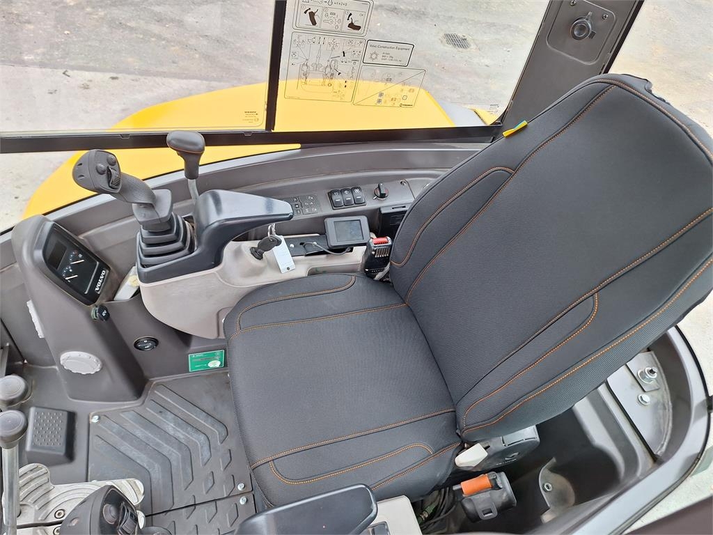 volvo-ecr,ecr35d_34118a-20250909_110150.jpg