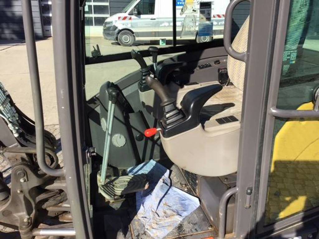 volvo-ecr-40-d,0db9eb26.jpg