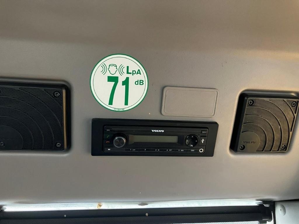 volvo-ecr-145-el,beeb1a6a-41.jpg