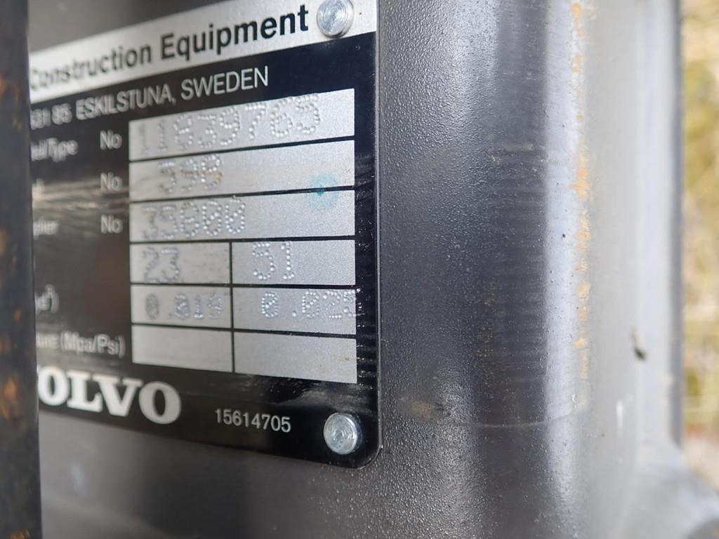 volvo-tiefloffel-200-mm-pin,75200a4f-2.jpg