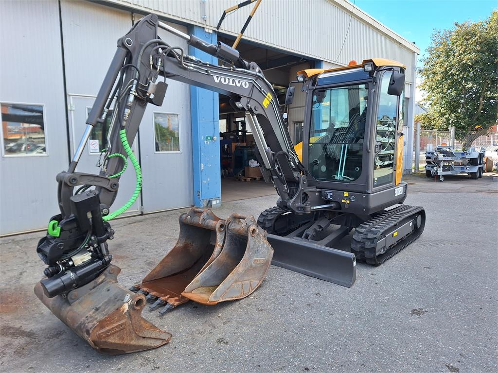 volvo-ecr,ecr35d_34111a-20250825_143834.jpg