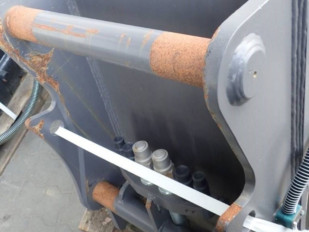 volvo-hydr-grabenraumloffel-2,93d7ff6b.jpg